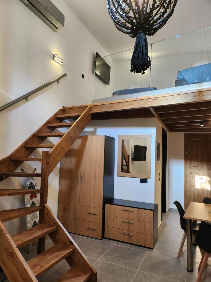 Kastello Apartment Megisti Bagian luar foto