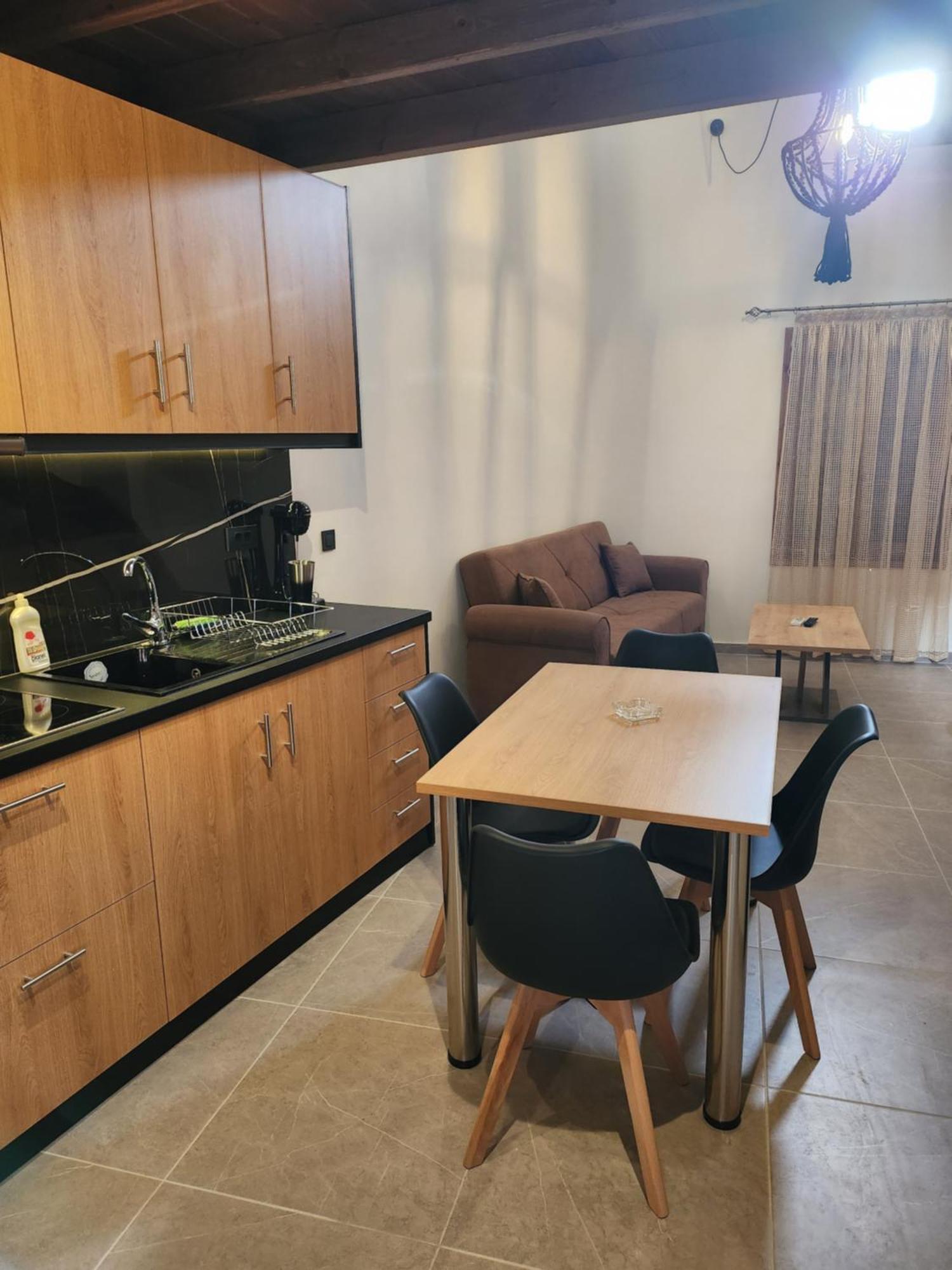 Kastello Apartment Megisti Bagian luar foto