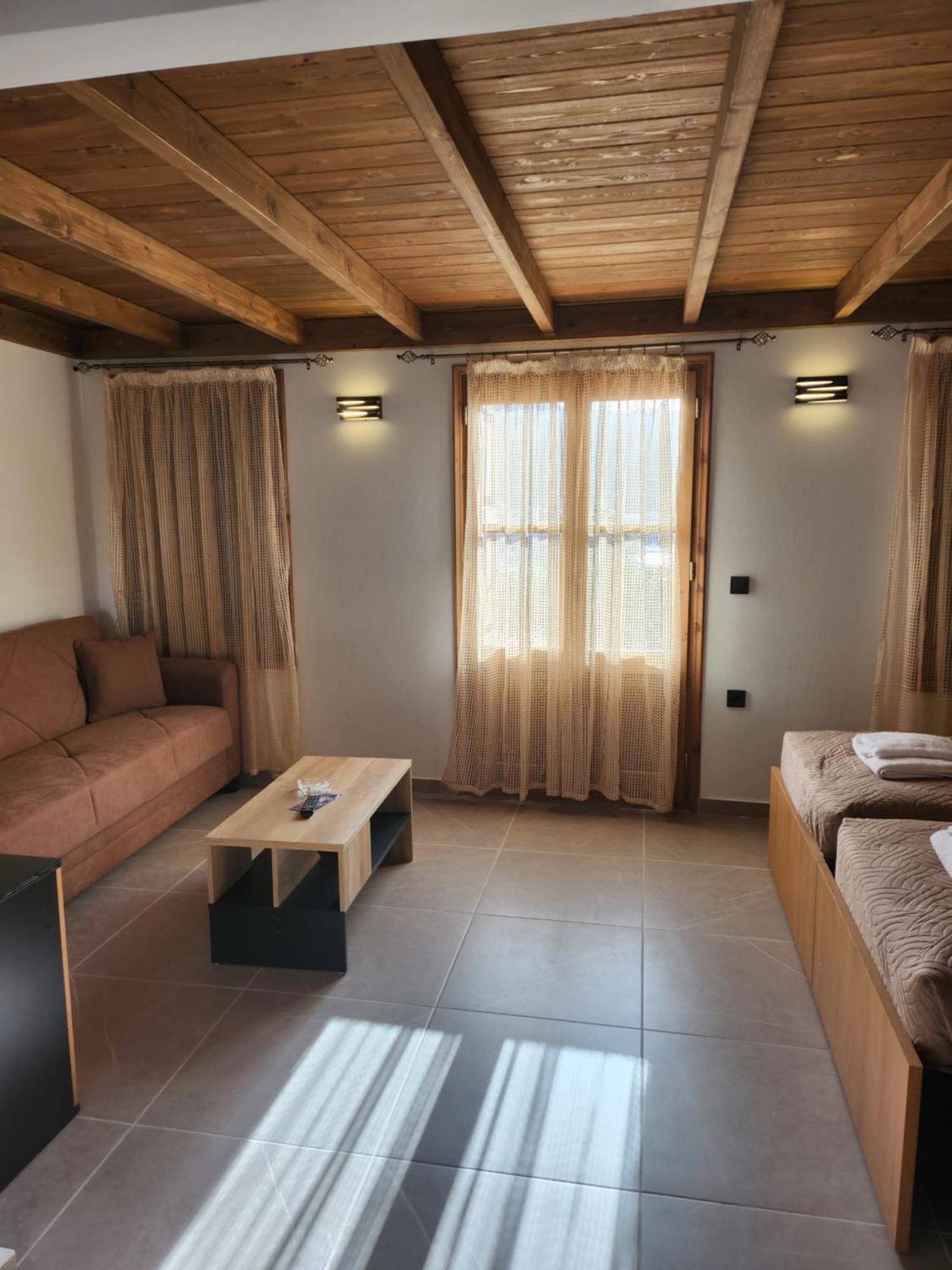 Kastello Apartment Megisti Bagian luar foto
