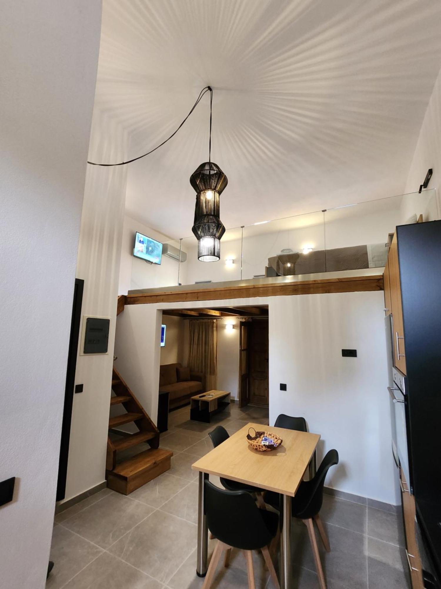 Kastello Apartment Megisti Bagian luar foto