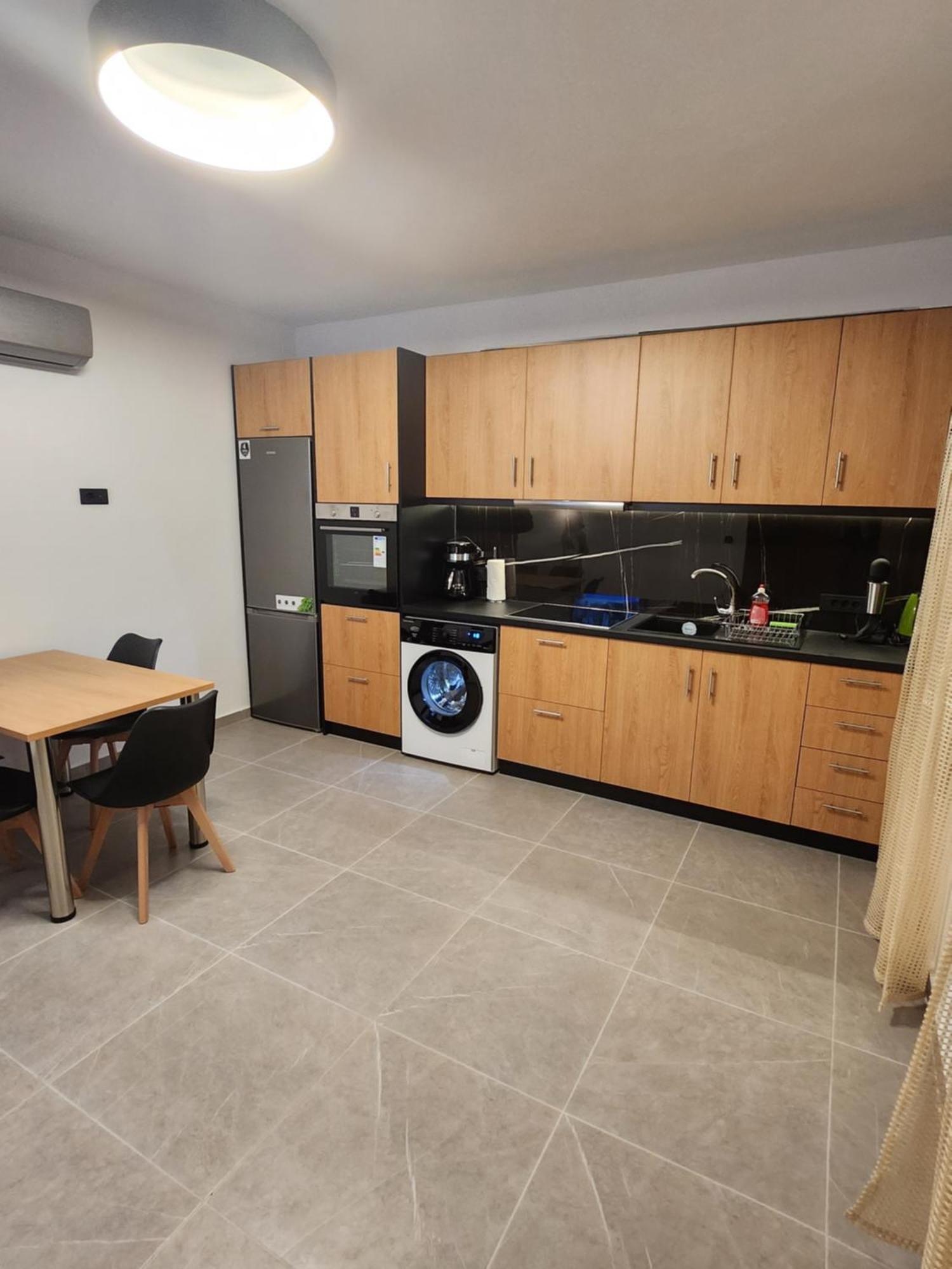 Kastello Apartment Megisti Bagian luar foto