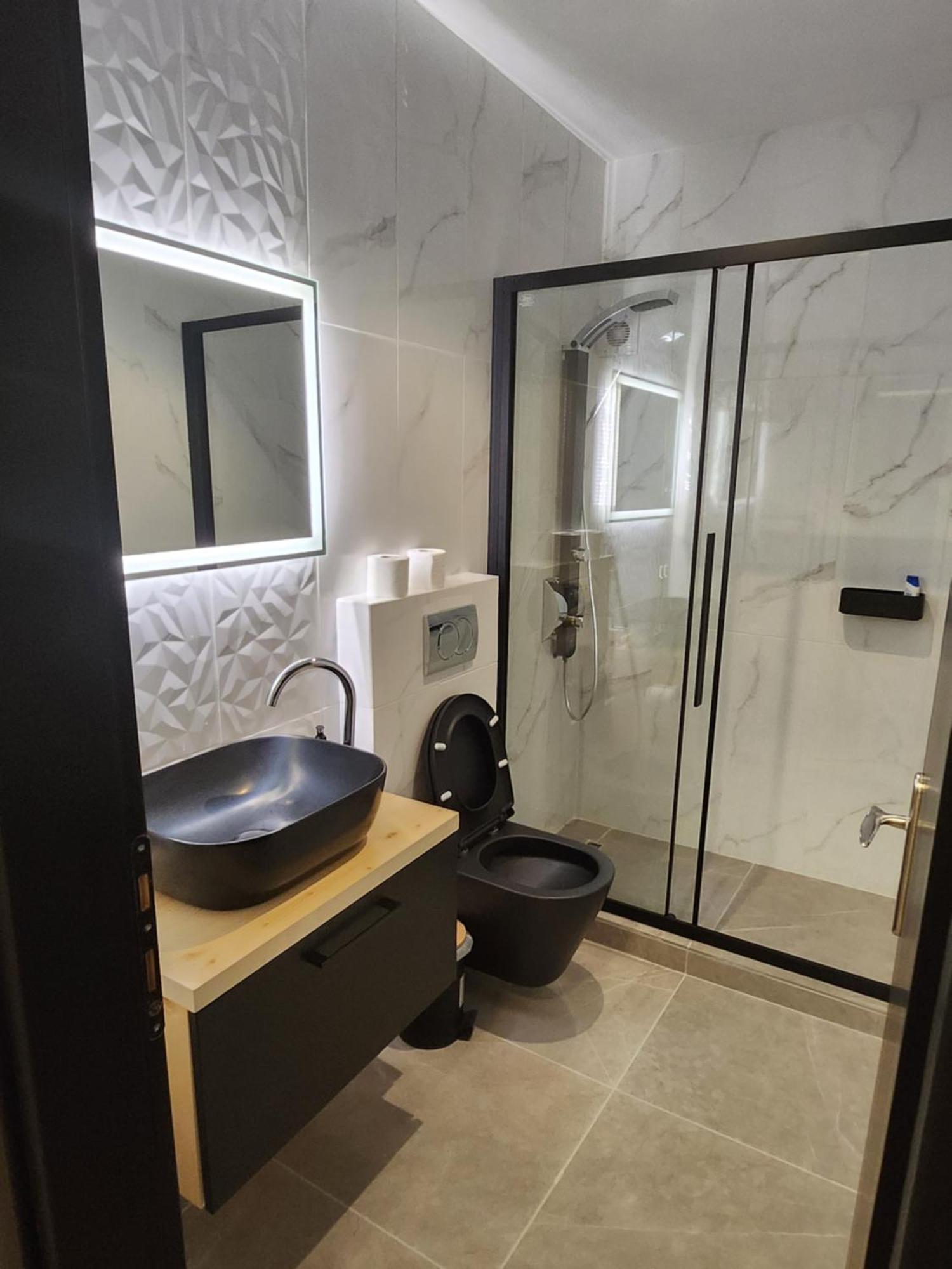 Kastello Apartment Megisti Bagian luar foto
