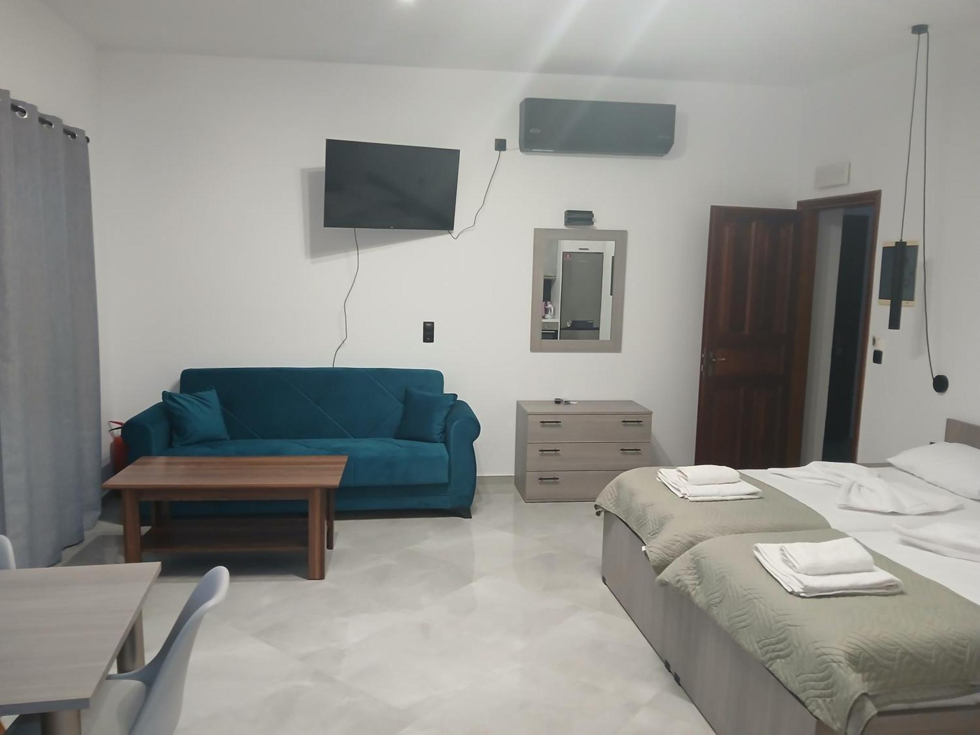 Kastello Apartment Megisti Bagian luar foto