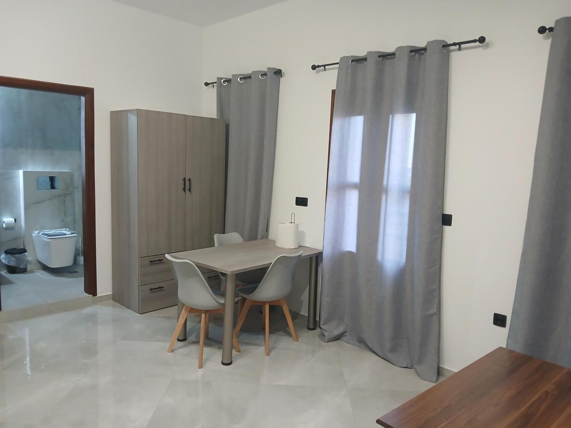 Kastello Apartment Megisti Bagian luar foto