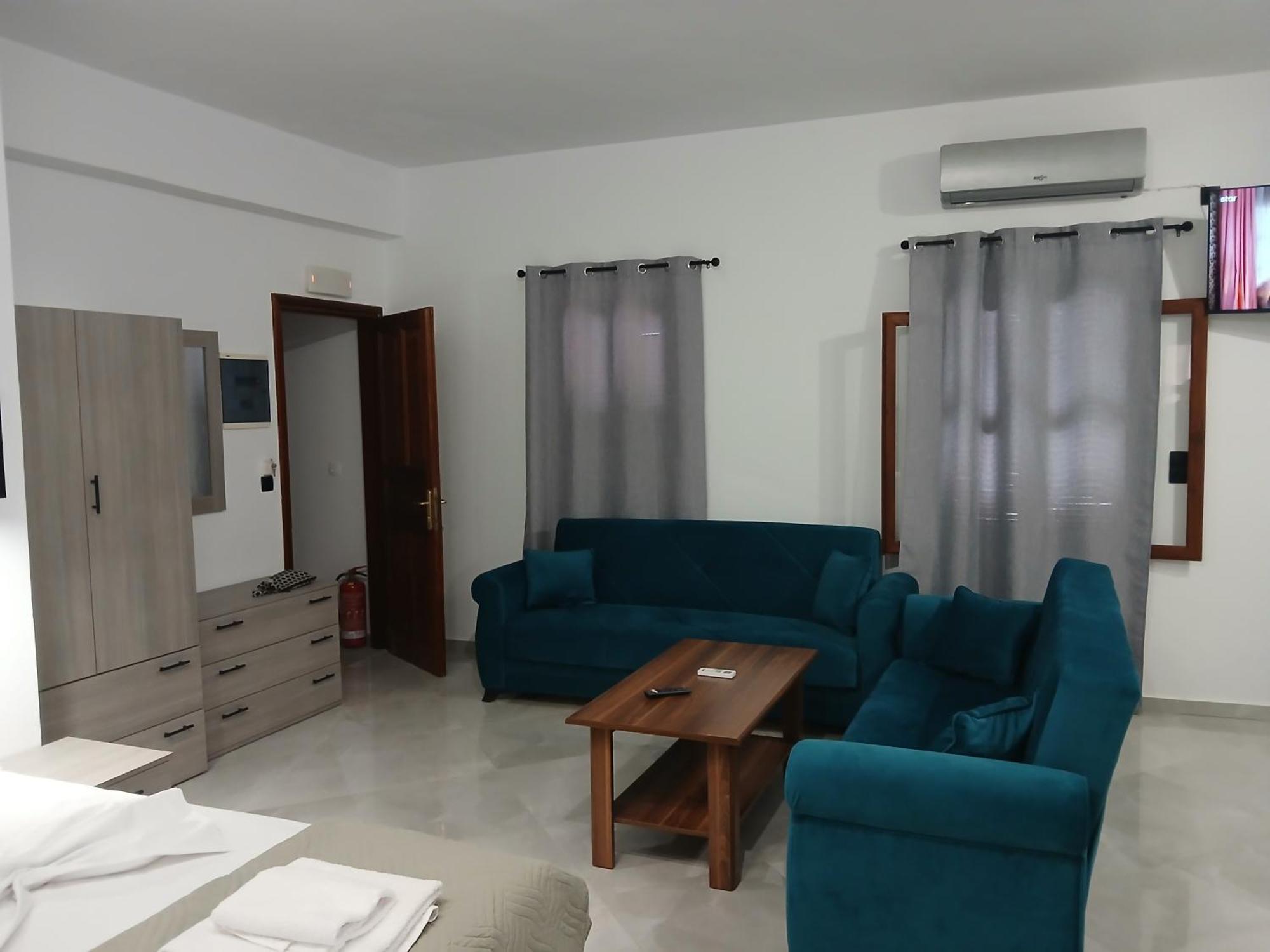 Kastello Apartment Megisti Bagian luar foto